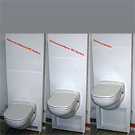 Toilette mit Höhenverstellung