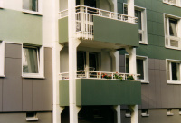 zus�tzlich vorgestellte Balkone